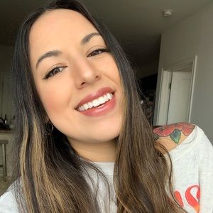 Meet your Posher, Marissa